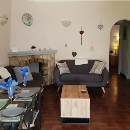 Delightful Close To The Semesterbostad