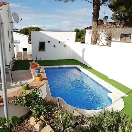 Delightful Close To The * L'Escala